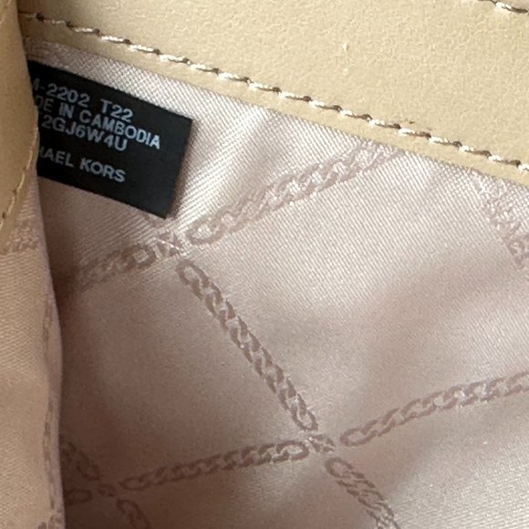 Michael Kors Jet Set Travel Double Zip Phone Wallet MK Zebra Print Camel Multi - Picture 9 of 11